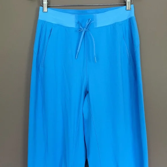 {Lululemon} License to Train High-Rise Pant in Aero Blue - Womens 6 - Picture 2 of 10